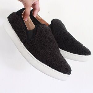 UGG Ricci Black Slip-Ons